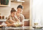 Как да запознаете децата си с готвенето