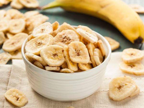 Хрупкав и вкусен – направете си бананов чипс